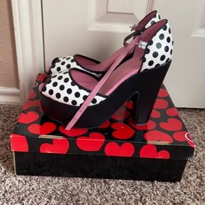T.U.K. Size 9 B&W Mini Dot Platforms